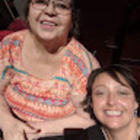 Meet your Posher, Joleen - Picture 1 of 1